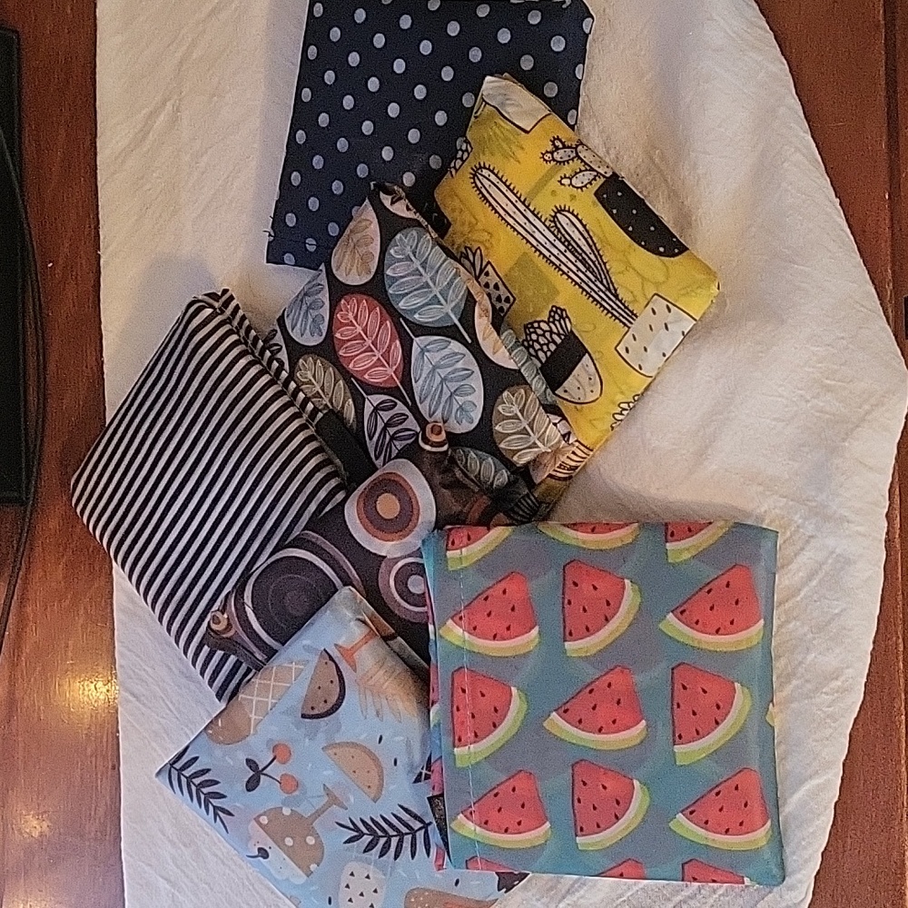 Reusable totes (8)
